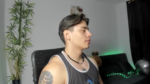 Snapshot of gio_russo chatting on 24, 1, 2025 GioRusso online show from 24, 1, 2025