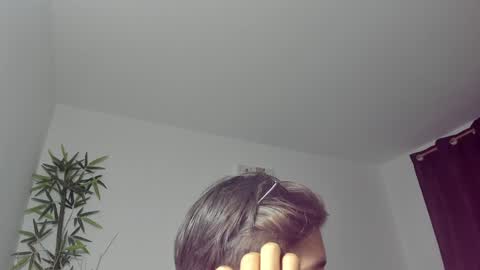 Snapshot of gio_russo chatting on 29, 1, 2025 GioRusso online show from 29, 1, 2025