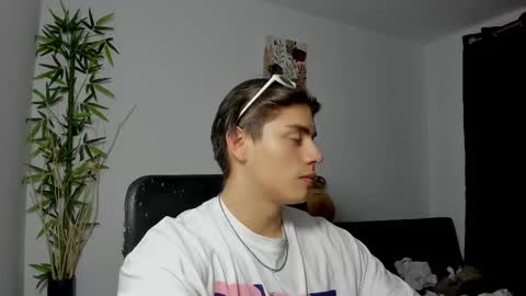 Snapshot of gio_russo chatting on 16, 2, 2025 GioRusso online show from 16, 2, 2025