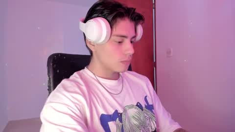 Snapshot of gio_russo chatting on 17, 9, 2025 GioRusso online show from 17, 9, 2025