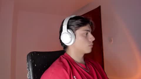 Snapshot of gio_russo chatting on 29, 10, 2025 GioRusso online show from 29, 10, 2025