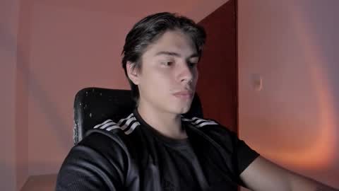 Snapshot of gio_russo chatting on 7, 11, 2025 GioRusso online show from 7, 11, 2025