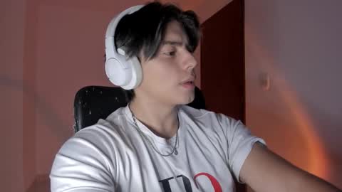 Snapshot of gio_russo chatting on 14, 11, 2025 GioRusso online show from 14, 11, 2025