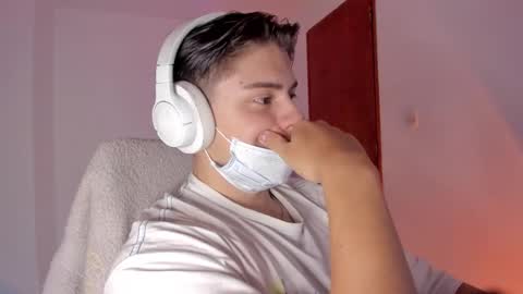 Snapshot of gio_russo chatting on 10, 1, 2026 GioRusso online show from 10, 1, 2026