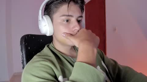 Snapshot of gio_russo chatting on 14, 1, 2026 GioRusso online show from 14, 1, 2026