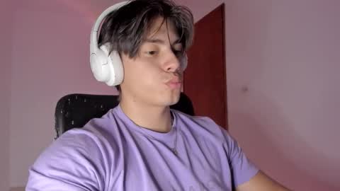 Snapshot of gio_russo chatting on 3, 3, 2026 GioRusso online show from 3, 3, 2026