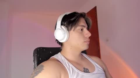 Snapshot of gio_russo chatting on 6, 3, 2026 GioRusso online show from 6, 3, 2026