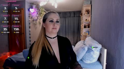  Lana  online show from 4, 1, 2025