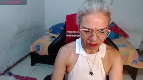 Snapshot of giorgia_xue53 chatting on 27, 12, 2024 Mary online show from 27, 12, 2024