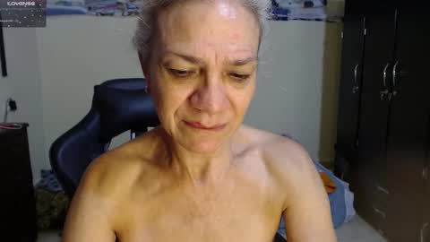 Snapshot of giorgia_xue53 chatting on 12, 2, 2025 Mary online show from 12, 2, 2025