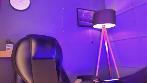 Giovanna  online show from 16, 1, 2025