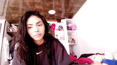 Snapshot of giovanna_oliveria chatting on 25, 2, 2026 giovanna_oliveria online show from 25, 2, 2026