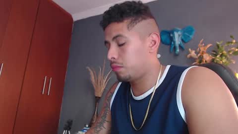 piggy boy online show from 3, 12, 2024