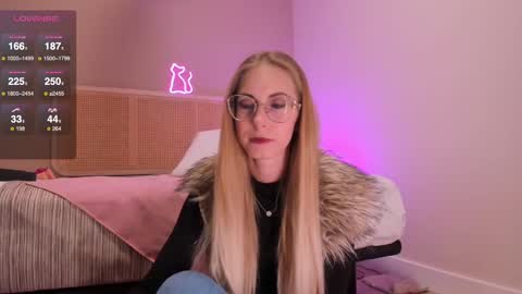 Nikki online show from 27, 2, 2025