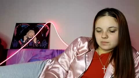 Snapshot of girl_shy07 chatting on 4, 8, 2026 girl_shy07 online show from 4, 8, 2026