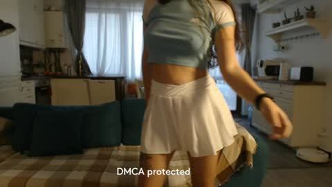 Girlfriend online show from 26, 1, 2025