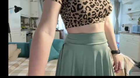 Girlfriend online show from 14, 10, 2025