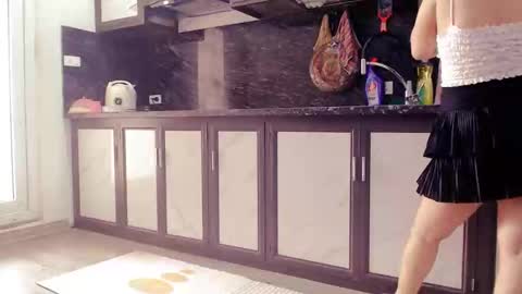 girlhanoi online show from 2, 3, 2026