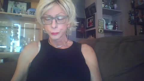 Girlinrock online show from 11, 5, 2026