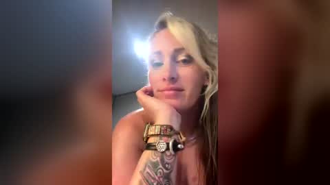 girlnxtdoor2u2 online show from 27, 6, 2026
