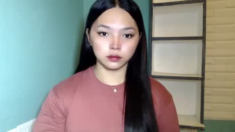 Snapshot of girlthatuneedxxx chatting on 13, 11, 2025 Rhaine online show from 13, 11, 2025