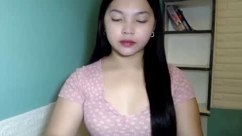 Snapshot of girlthatuneedxxx chatting on 28, 11, 2025 Rhaine online show from 28, 11, 2025