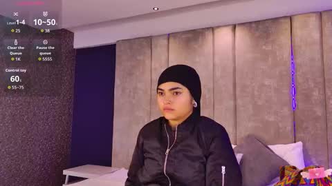     online show from 23, 11, 2025