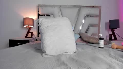 Snapshot of giselle_joness1 chatting on 7, 12, 2024 Giselle online show from 7, 12, 2024