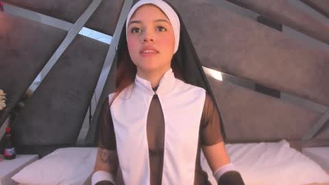 Snapshot of giselle_lauren chatting on 24, 10, 2025 Giselle online show from 24, 10, 2025