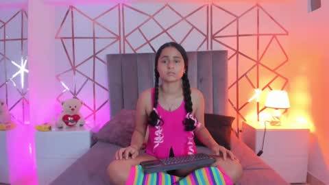 GISELLE ROLDAN online show from 13, 2, 2025