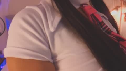   online show from 5, 3, 2025