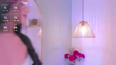   online show from 9, 9, 2025