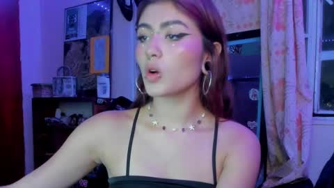 Snapshot of giulietta_mon chatting on 2, 12, 2024 Giulietta online show from 2, 12, 2024