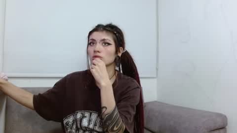 Snapshot of giulietta_mon chatting on 22, 6, 2026 Giulietta online show from 22, 6, 2026