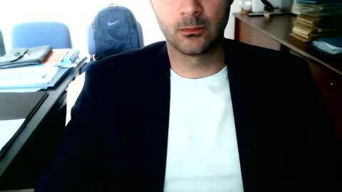 Snapshot of giuseppevai1 chatting on 20, 5, 2026 giuseppevai1 online show from 20, 5, 2026