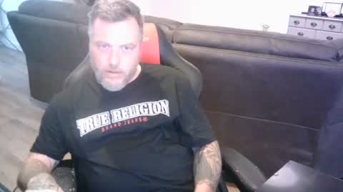 giv_u_what_u_want online show from 13, 6, 2026