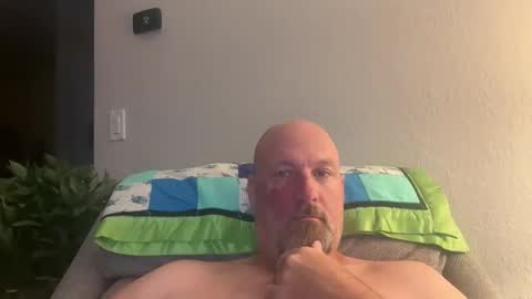 giveitup193 online show from 3, 5, 2026