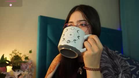 Agness online show from 28, 9, 2025