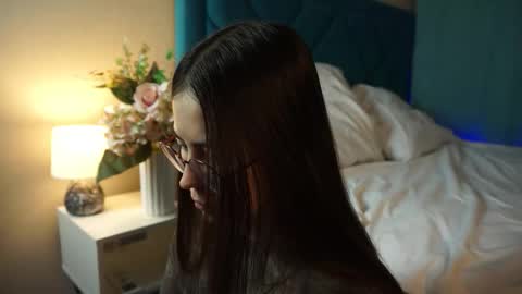 Agness online show from 14, 12, 2025