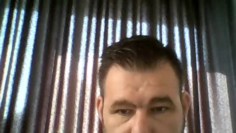 Snapshot of gjleeke chatting on 20, 6, 2026 guzz online show from 20, 6, 2026