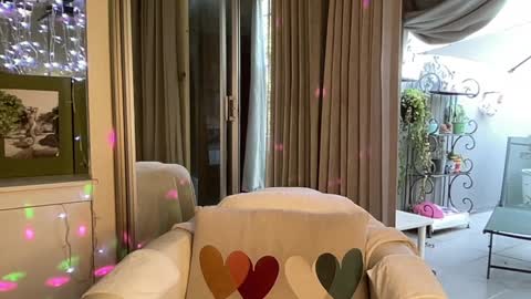 Gl1tter Barbie online show from 6, 2, 2025