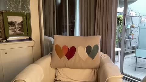 Gl1tter Barbie online show from 1, 3, 2025