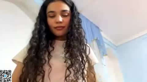 Elly online show from 28, 7, 2026