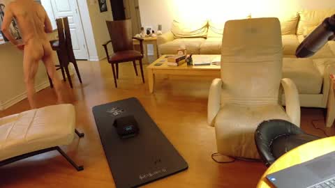 glennbitch online show from 23, 4, 2026