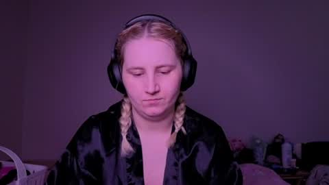 Glitch online show from 13, 6, 2026