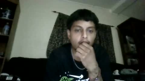Snapshot of glly555 chatting on 27, 7, 2026 glly555 online show from 27, 7, 2026