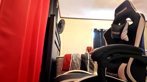 glomightyj online show from 19, 7, 2026