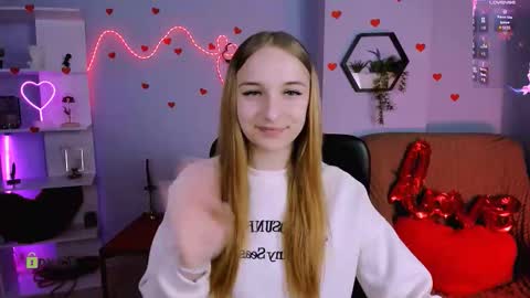 gloria_flower_ online show from 8, 3, 2026