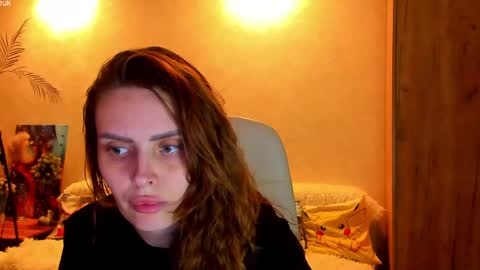 Snapshot of gloria_wood chatting on 8, 5, 2026 Gloria Wood online show from 8, 5, 2026