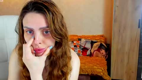 Snapshot of gloria_wood chatting on 16, 5, 2026 Gloria Wood online show from 16, 5, 2026